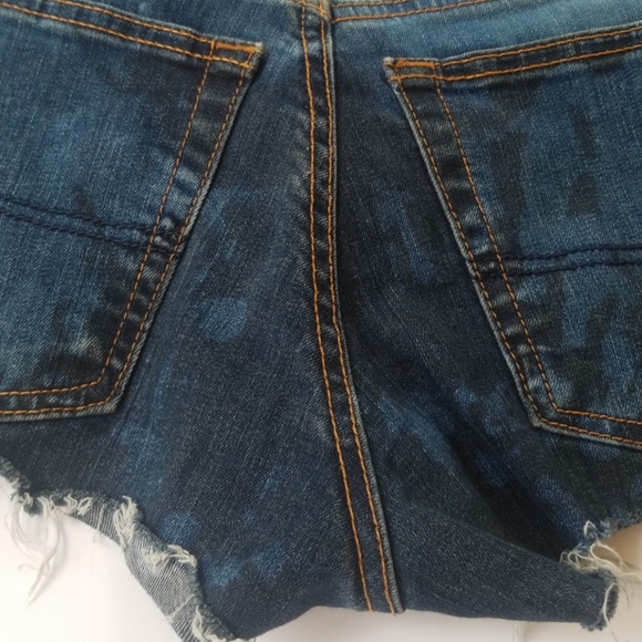 Womens QuikJean Distressed Shorts size 28 - Picture 6 of 8